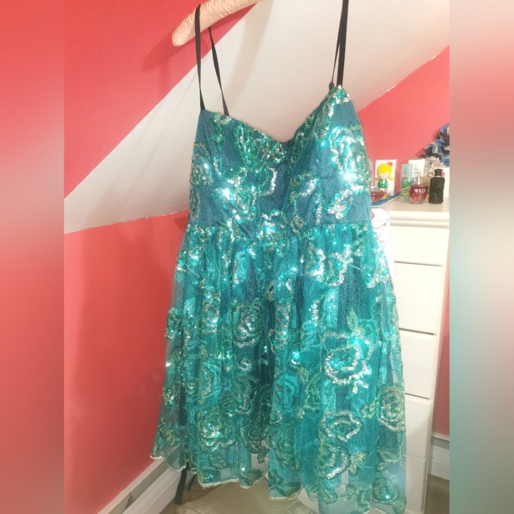 Save a dance dress xxl teal iron fist